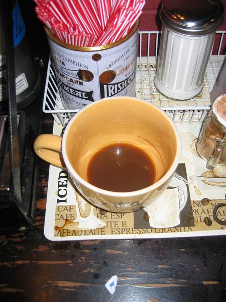 Tasse für überschüssigen Kaffee
